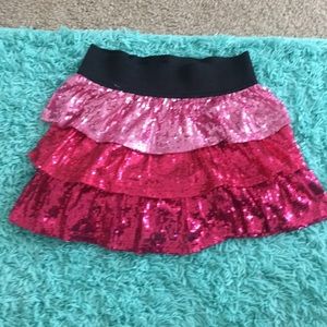 Cute sequins skirt